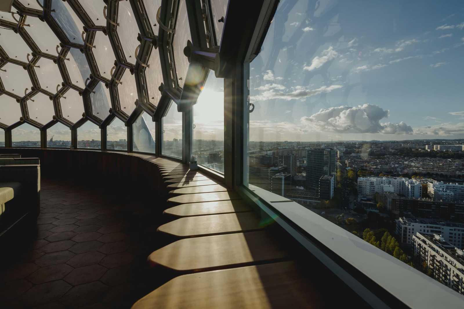 Rooftop Vasco da Gama Tower Babylon 360º in Lisbon - 1